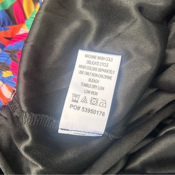 June + Vie Hawaiian Print Skirt Plus Size 30W Elastic Waistband Ruffles Color!! - Picture 12 of 12